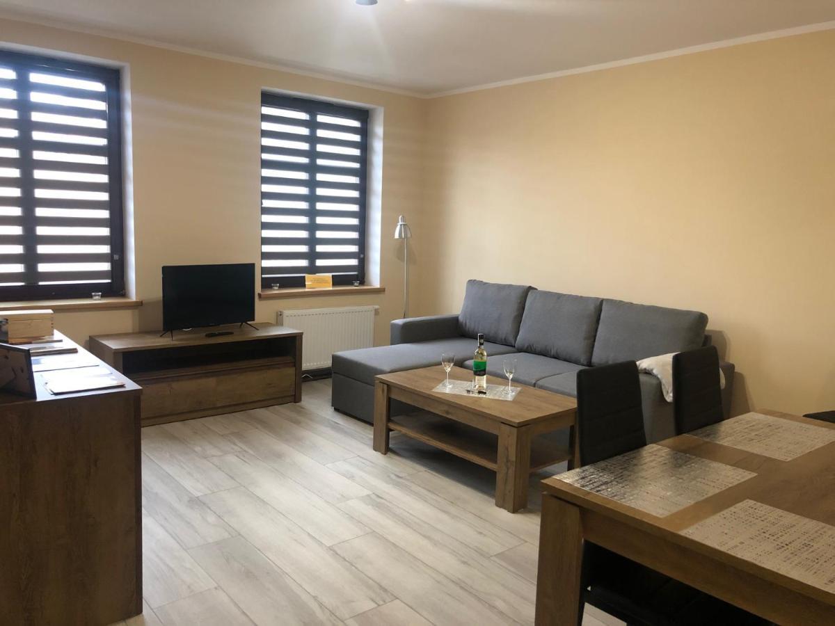 Apartamenty Alicja Dzierżoniów Екстериор снимка