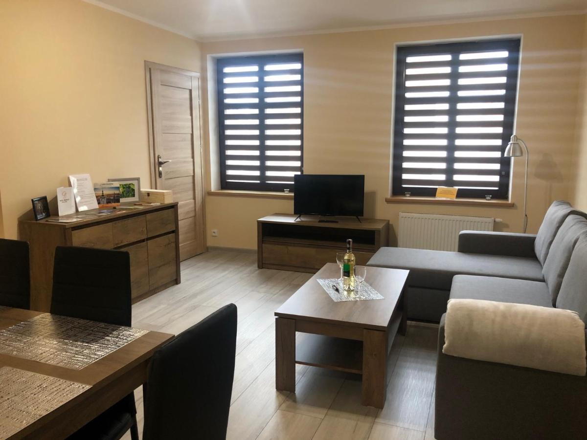 Apartamenty Alicja Dzierżoniów Екстериор снимка