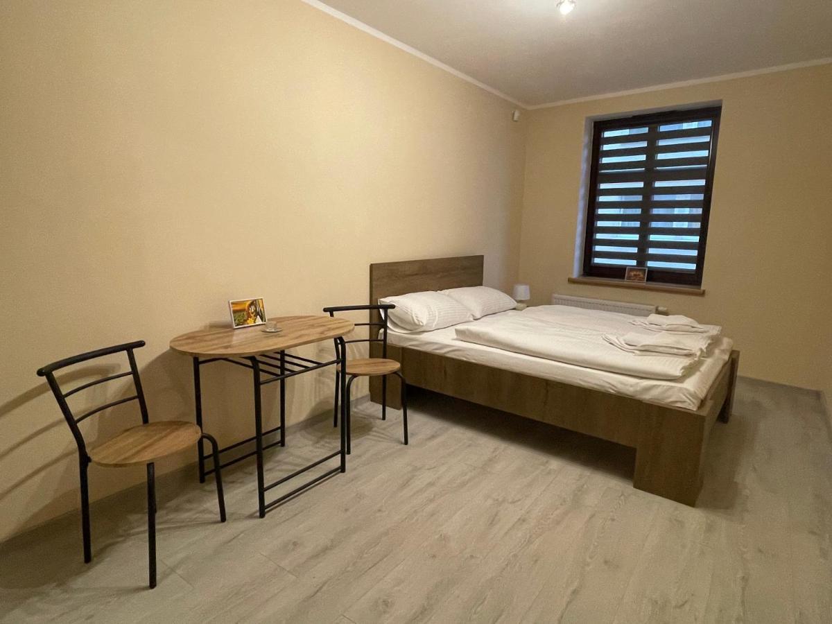 Apartamenty Alicja Dzierżoniów Екстериор снимка