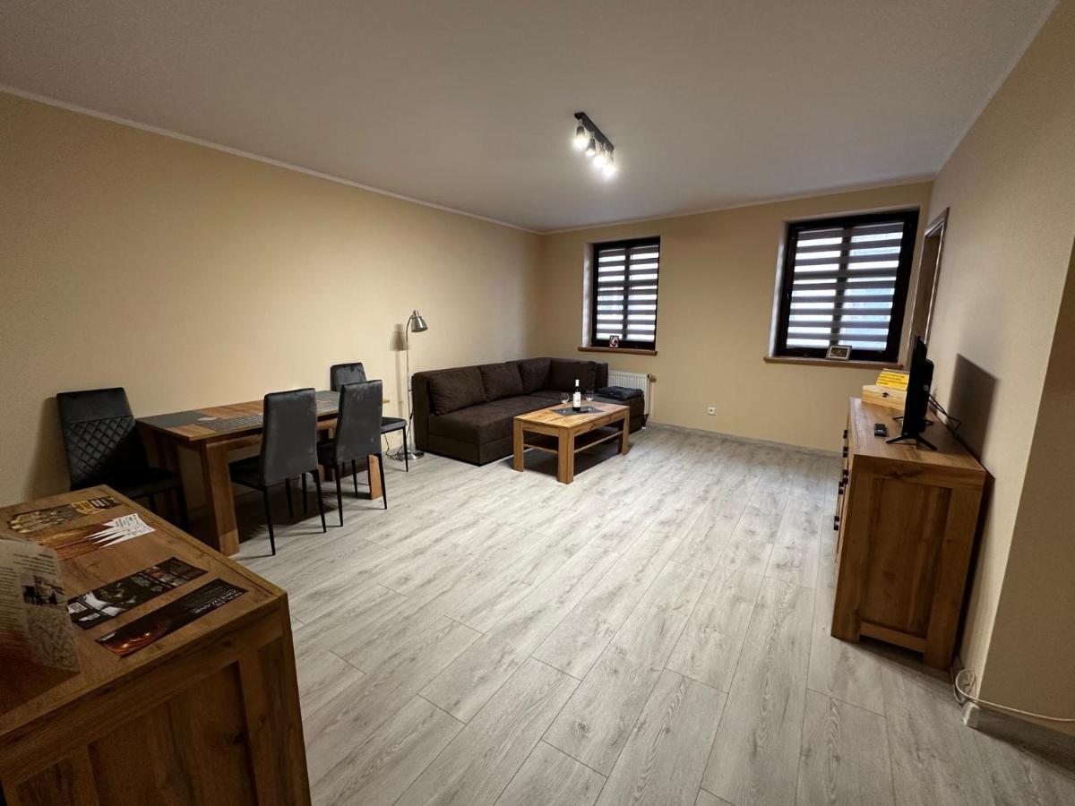 Apartamenty Alicja Dzierżoniów Екстериор снимка