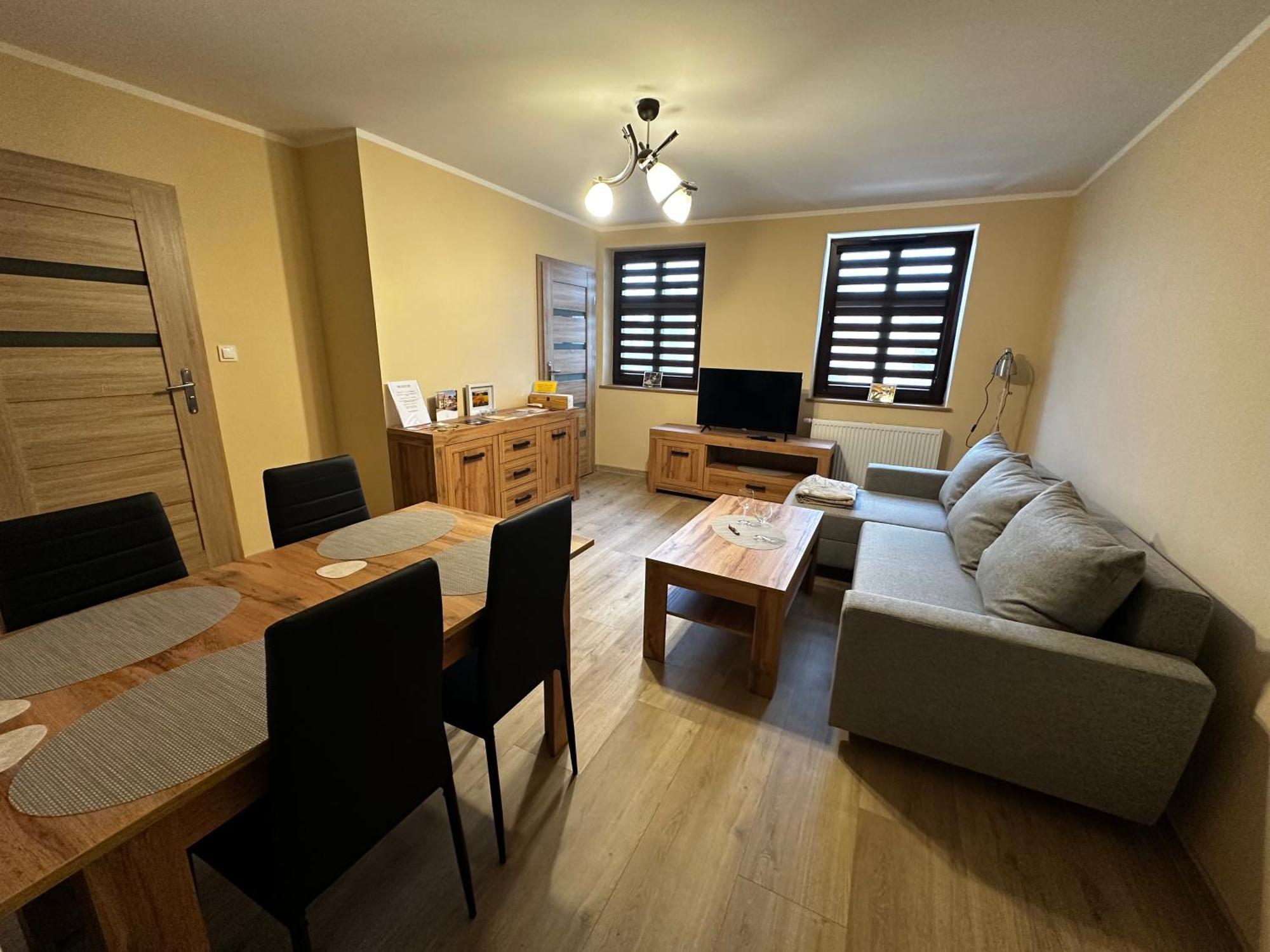 Apartamenty Alicja Dzierżoniów Екстериор снимка