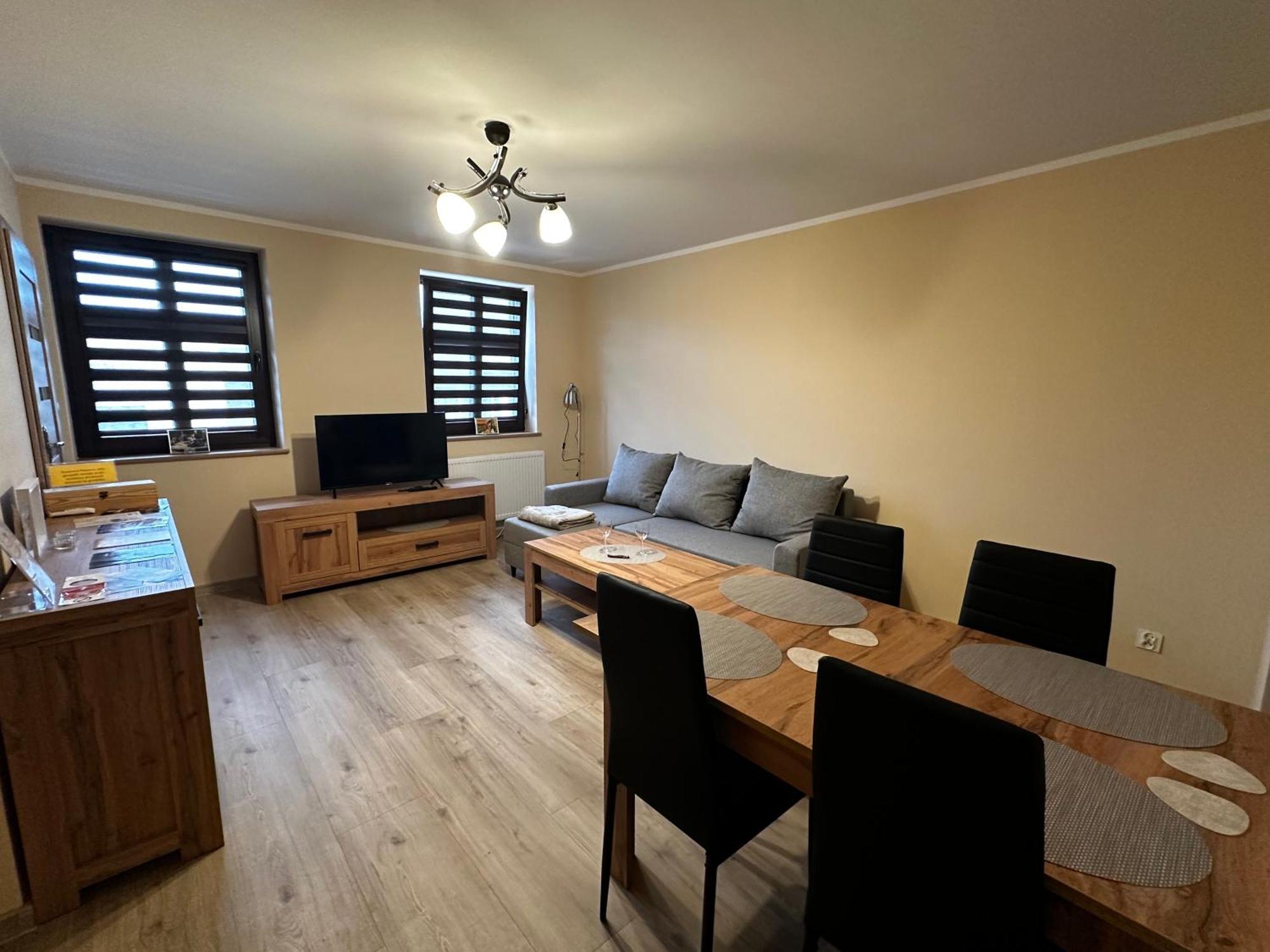 Apartamenty Alicja Dzierżoniów Екстериор снимка