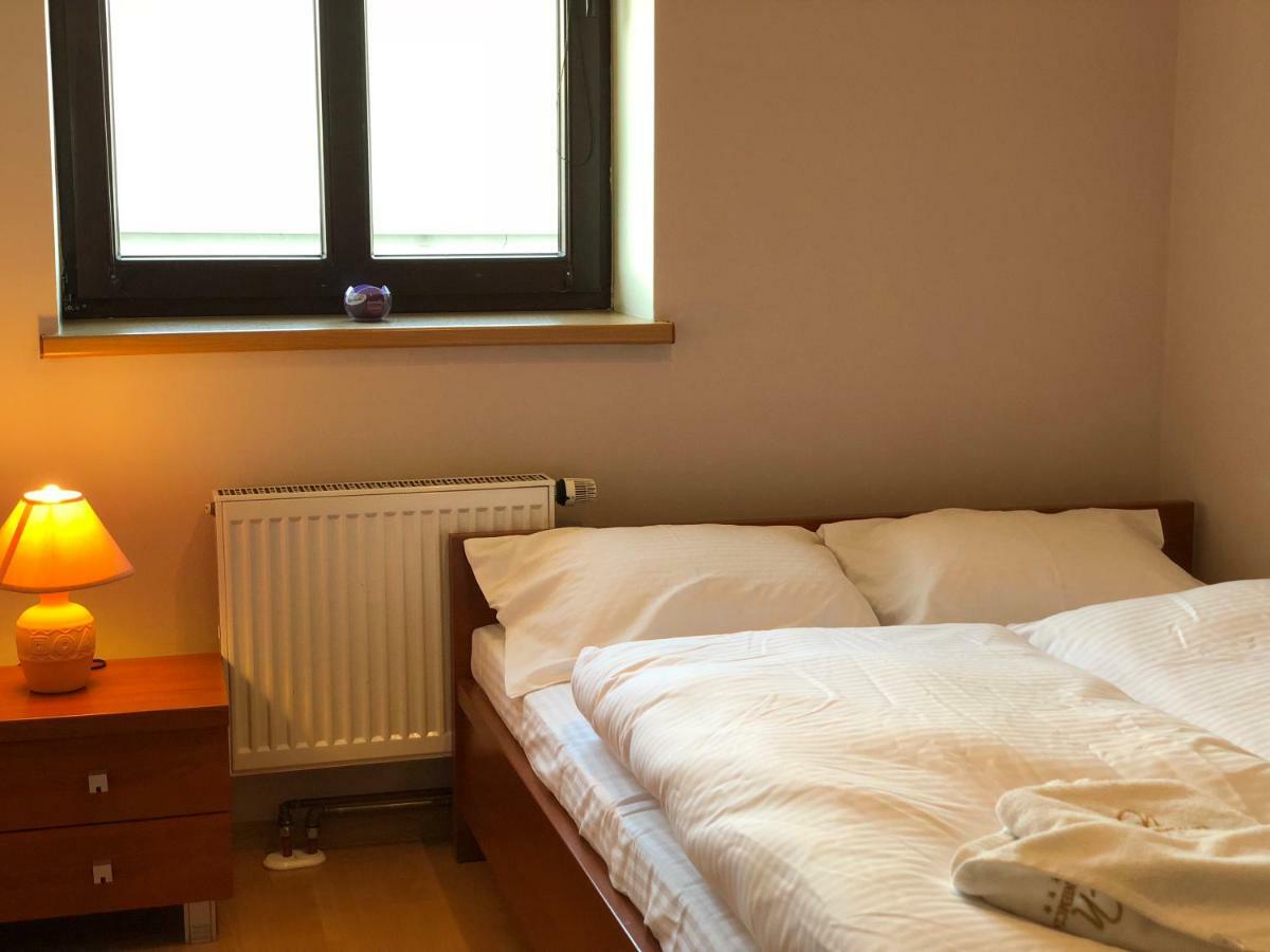 Apartamenty Alicja Dzierżoniów Екстериор снимка